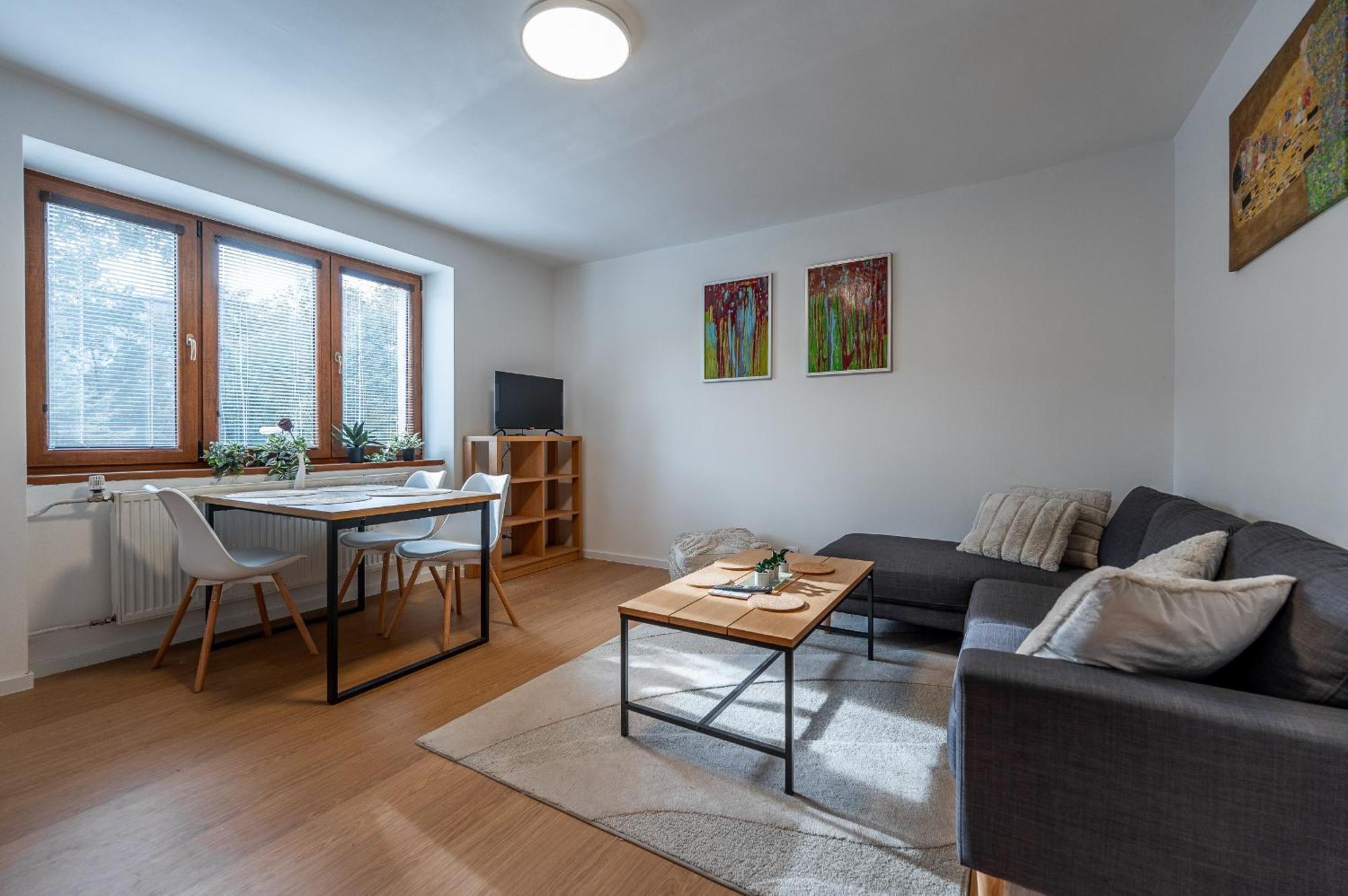 3 Room Private Flat Kosice City Center Fresh And New! Exterior photo